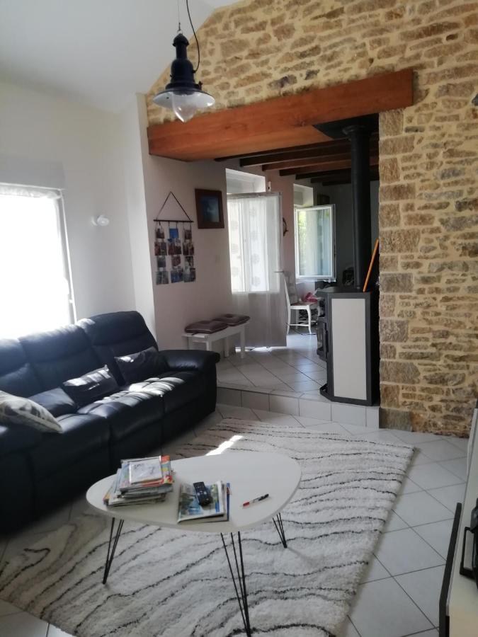 Kerlan 5 Bed and Breakfast Béganne Exteriör bild
