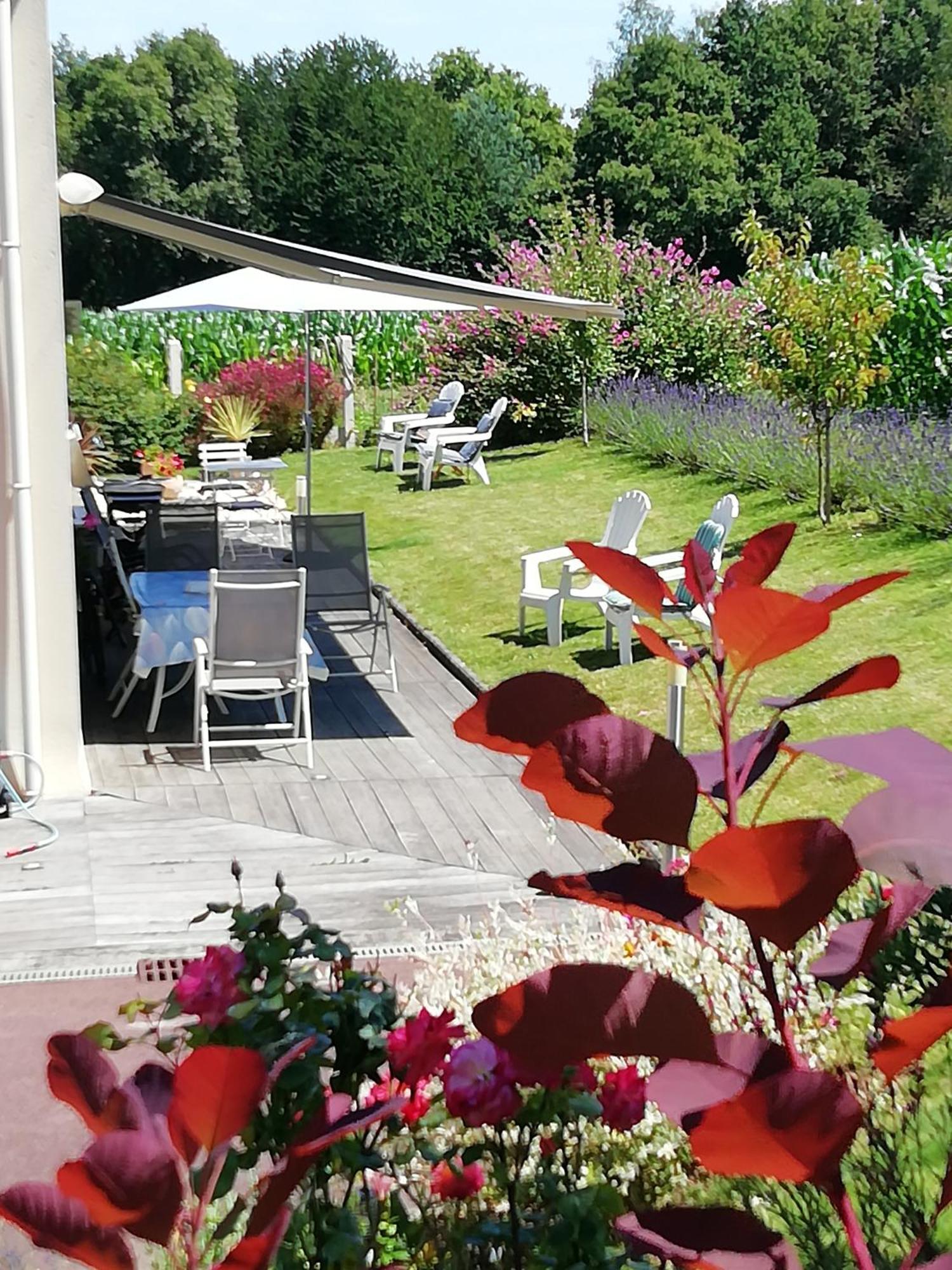 Kerlan 5 Bed and Breakfast Béganne Exteriör bild
